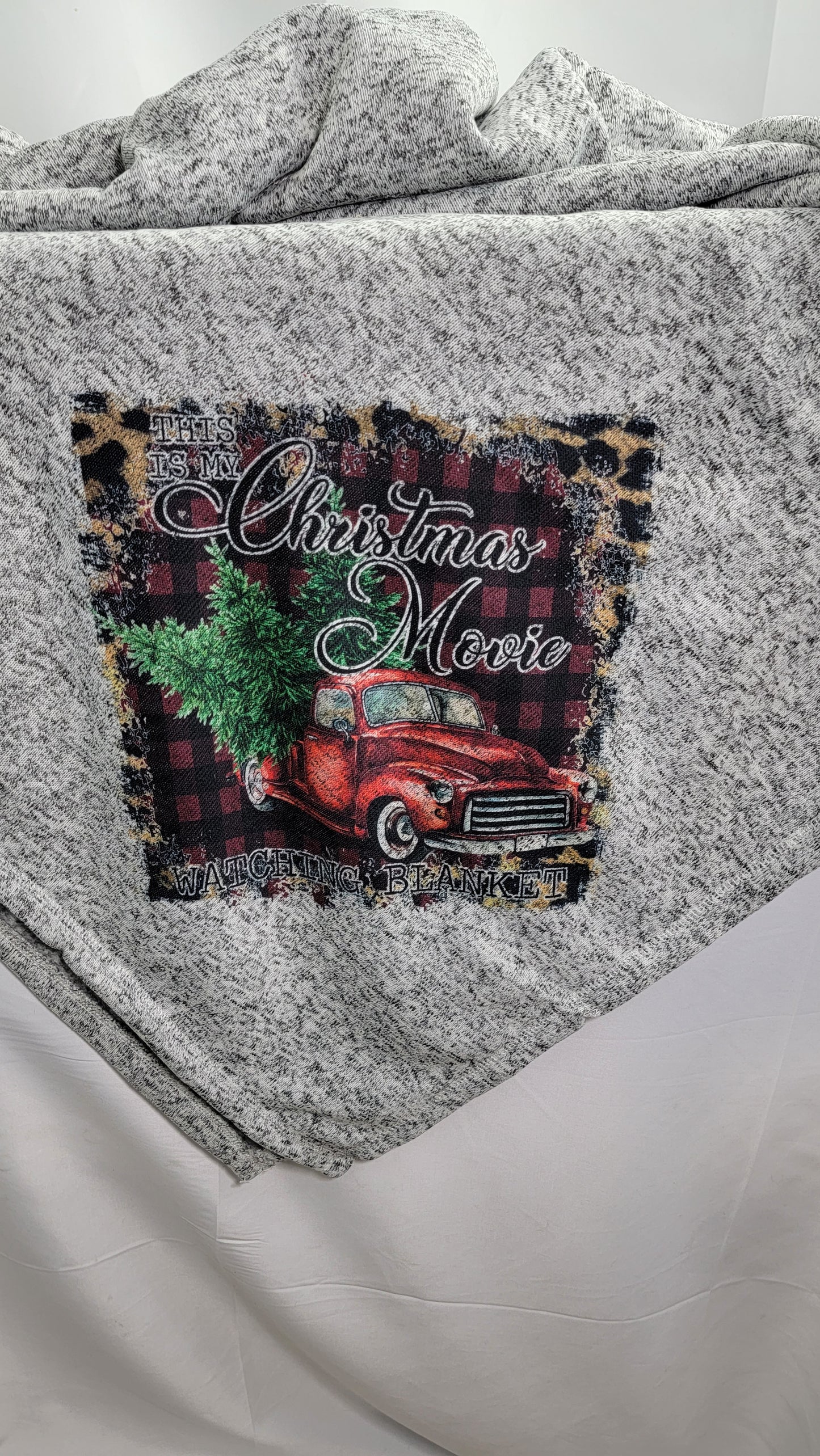 Christmas Movie Watching Bksnket