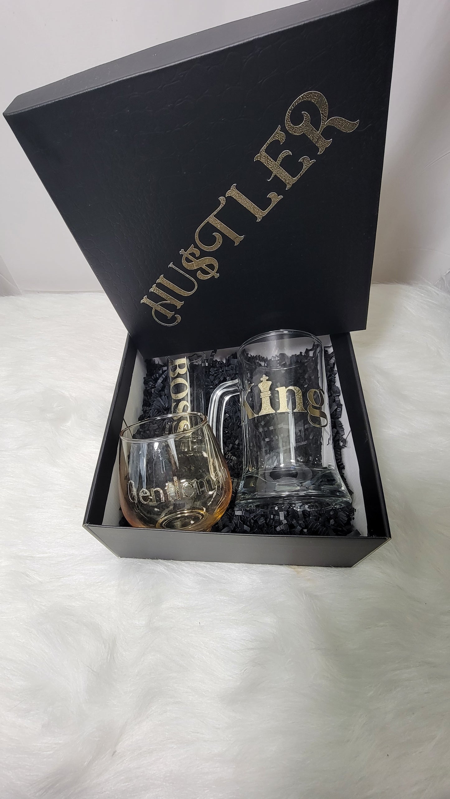 Hustler Men's Glassware set