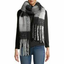 Time and Tru Women's Blanket Scarf