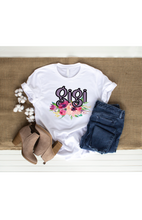 Load image into Gallery viewer, Floral Gigi T-shirt
